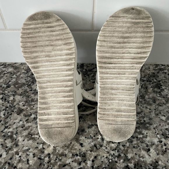 Girl’s Summer Whits Sandals by Giulia Palai Italy - Picture 10 of 10